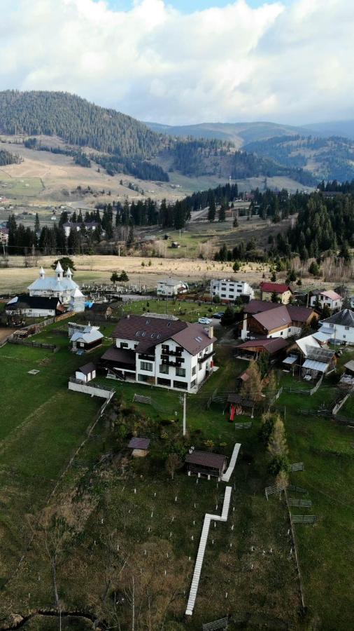 Pensiunea Arinas Vatra Dornei Exterior photo